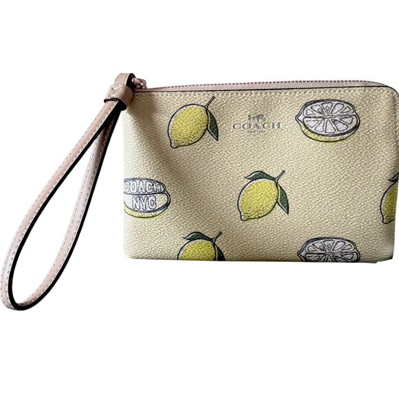 New Coach Corner Zip Wristlet Yellow Lemon Print Canvas CBB80 - Picture 1 of 3